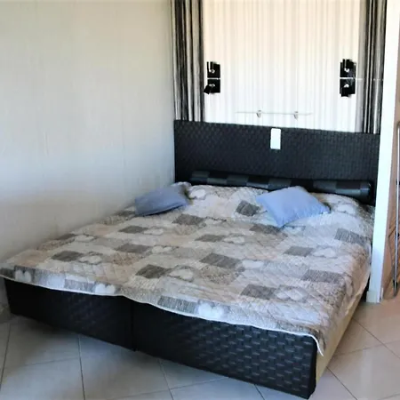 Apartment Heliopolis - Studio Pour 2 Personnes 444 Agde